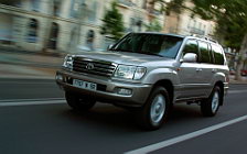   Toyota Land Cruiser 100 - 2002