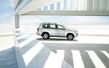   Toyota Land Cruiser 200 - 2007