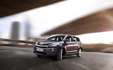   Toyota Urban Cruiser - 2009