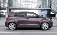   Toyota Urban Cruiser - 2009