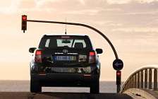   Toyota Urban Cruiser - 2009