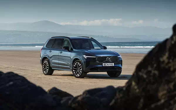 ���� ���������� Volvo XC90 T8 Recharge AWD UK-spec - 2024