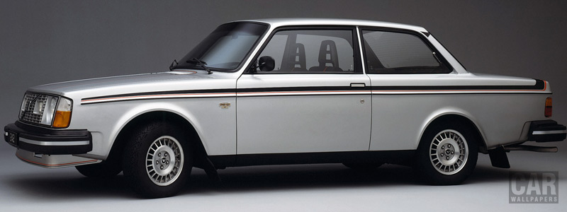 ���� ���������� Volvo 242 GT - 1978-1981 - Car wallpapers