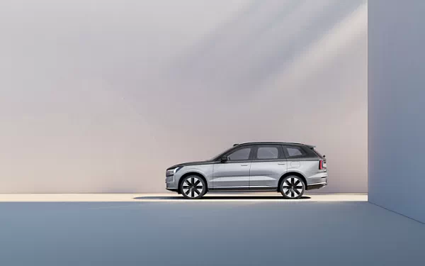 ���� ���������� Volvo EX90 Excellence - 2024