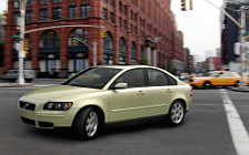 ���� ���������� Volvo S40 - 2004