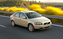 ���� ���������� Volvo S40 - 2004