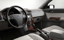 ���� ���������� Volvo S40 - 2004