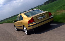 ���� ���������� Volvo S60 - 2001