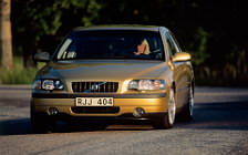 ���� ���������� Volvo S60 - 2001