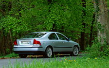 ���� ���������� Volvo S60 - 2002