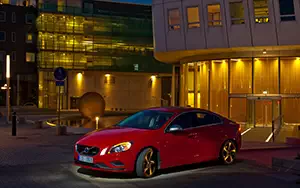 ���� ���������� Volvo S60 T6 AWD R-Design - 2012
