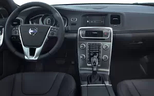 ���� ���������� Volvo S60 D4 Cross Country - 2016