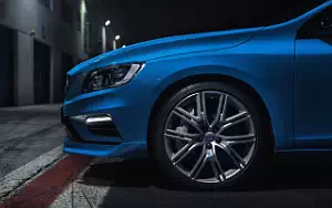 ���� ���������� Volvo S60 Polestar - 2016
