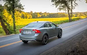 ���� ���������� Volvo S60 T5 AWD Cross Country US-spec - 2016