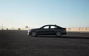 ���� ���������� Volvo S60 Polestar Engineered - 2018