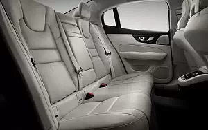 ���� ���������� Volvo S60 T6 AWD Inscription - 2018