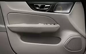 ���� ���������� Volvo S60 T6 AWD Inscription - 2018