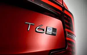 ���� ���������� Volvo S60 T6 AWD R-Design - 2018