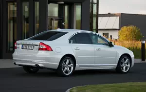 ���� ���������� Volvo S80 D4 - 2016