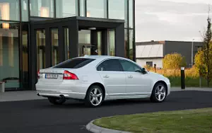 ���� ���������� Volvo S80 D4 - 2016
