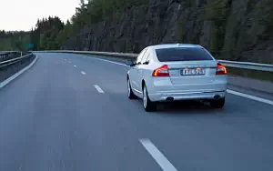 ���� ���������� Volvo S80 D4 - 2016