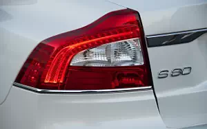 ���� ���������� Volvo S80 D4 - 2016