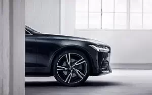 ���� ���������� Volvo S90 T6 R-Design - 2016
