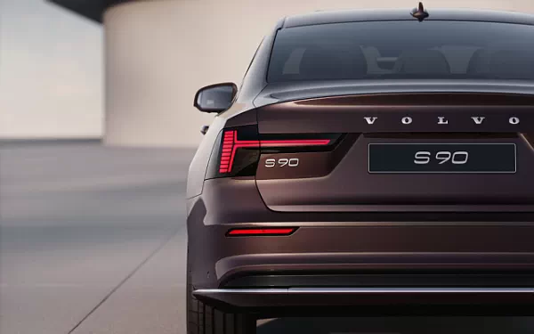 ���� ���������� Volvo S90 T8 Recharge - 2025