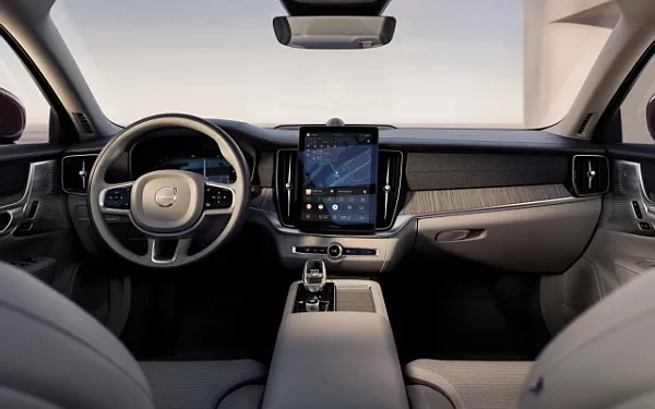 ���� ���������� Volvo S90 T8 Recharge - 2025