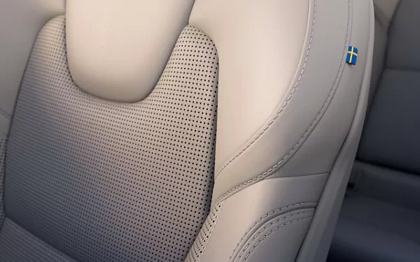 ���� ���������� Volvo S90 T8 Recharge - 2025