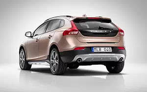 ���� ���������� Volvo V40 Cross Country - 2013