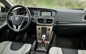 ���� ���������� Volvo V40 Cross Country - 2014