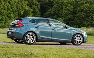 ���� ���������� Volvo V40 - 2014