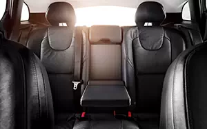 ���� ���������� Volvo V40 - 2014