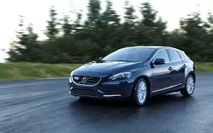 ���� ���������� Volvo V40 D4 - 2015