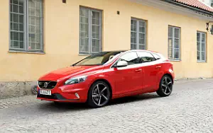 ���� ���������� Volvo V40 T5 R-Design - 2015