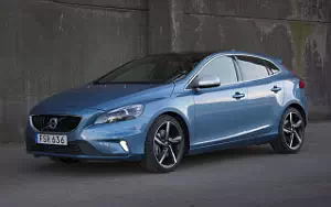 ���� ���������� Volvo V40 R-Design - 2016