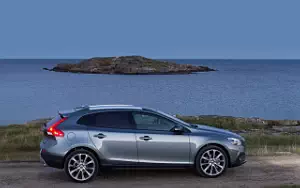 ���� ���������� Volvo V40 T5 AWD Cross Country - 2016