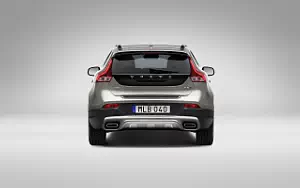 ���� ���������� Volvo V40 T5 AWD Cross Country - 2016