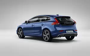 ���� ���������� Volvo V40 T5 R-Design - 2016
