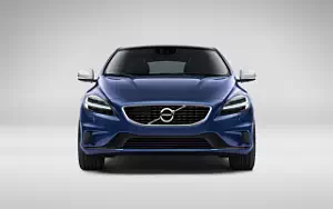 ���� ���������� Volvo V40 T5 R-Design - 2016