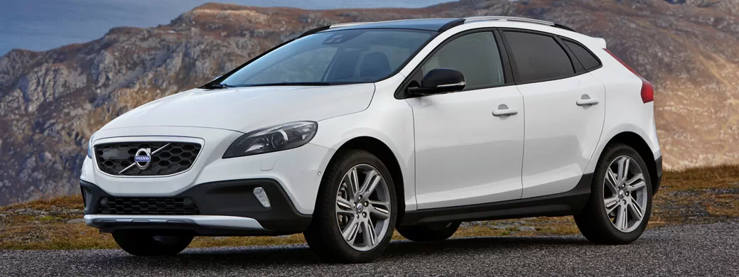 ���� ���������� Volvo V40 D4 Cross Country - 2015 - Car wallpapers