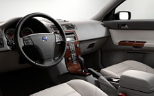 ���� ���������� Volvo V50 - 2005