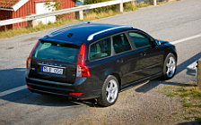 ���� ���������� Volvo V50 R-Design - 2009