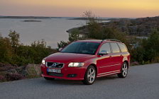 ���� ���������� Volvo V50 R-Design - 2011