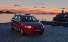 ���� ���������� Volvo V50 R-Design - 2011