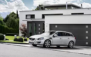���� ���������� Volvo V60 Plug-in-Hybrid - 2013
