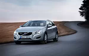 ���� ���������� Volvo V60 Plug-in-Hybrid - 2013
