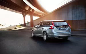 ���� ���������� Volvo V60 Plug-in-Hybrid - 2013