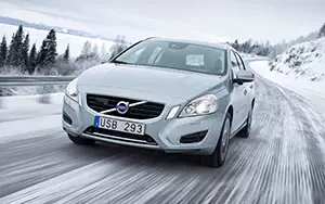 ���� ���������� Volvo V60 Plug-in-Hybrid - 2013